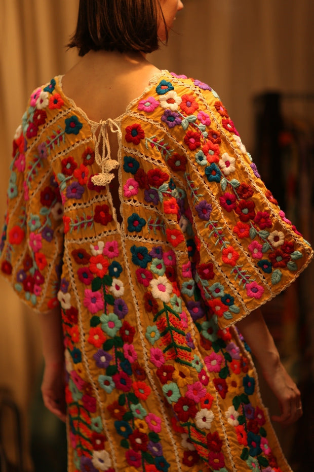 HEAVY EMBROIDERED KAFTAN ANTHARA - sustainably made MOMO NEW YORK sustainable clothing, dresskaftan slow fashion
