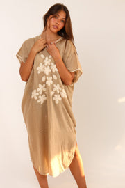 EMBROIDERED KAFTAN ALEXANDRA - sustainably made MOMO NEW YORK sustainable clothing, kaftan slow fashion