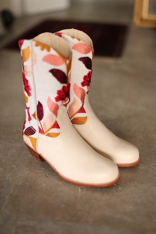 ROUND TOE BOOTS MAE - sustainably made MOMO NEW YORK sustainable clothing, boots slow fashion